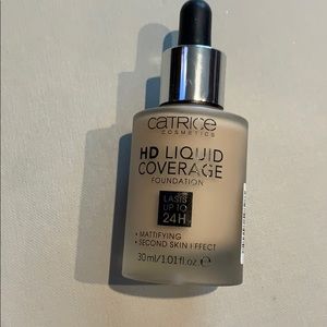 FREE GIFT WITH PURCHASE